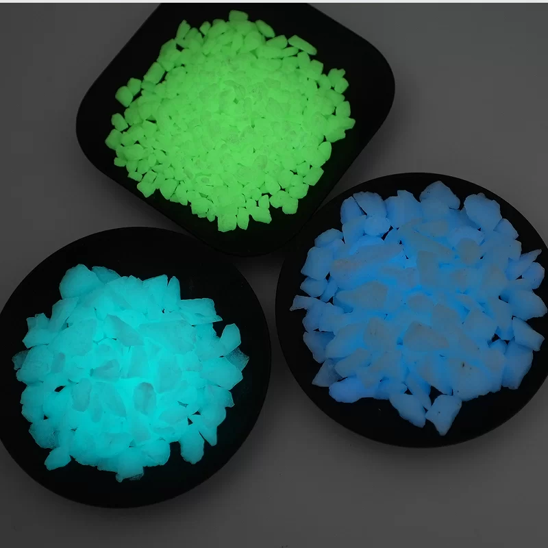 พื้นปูหินเรืองแสงสีประดิษฐ์