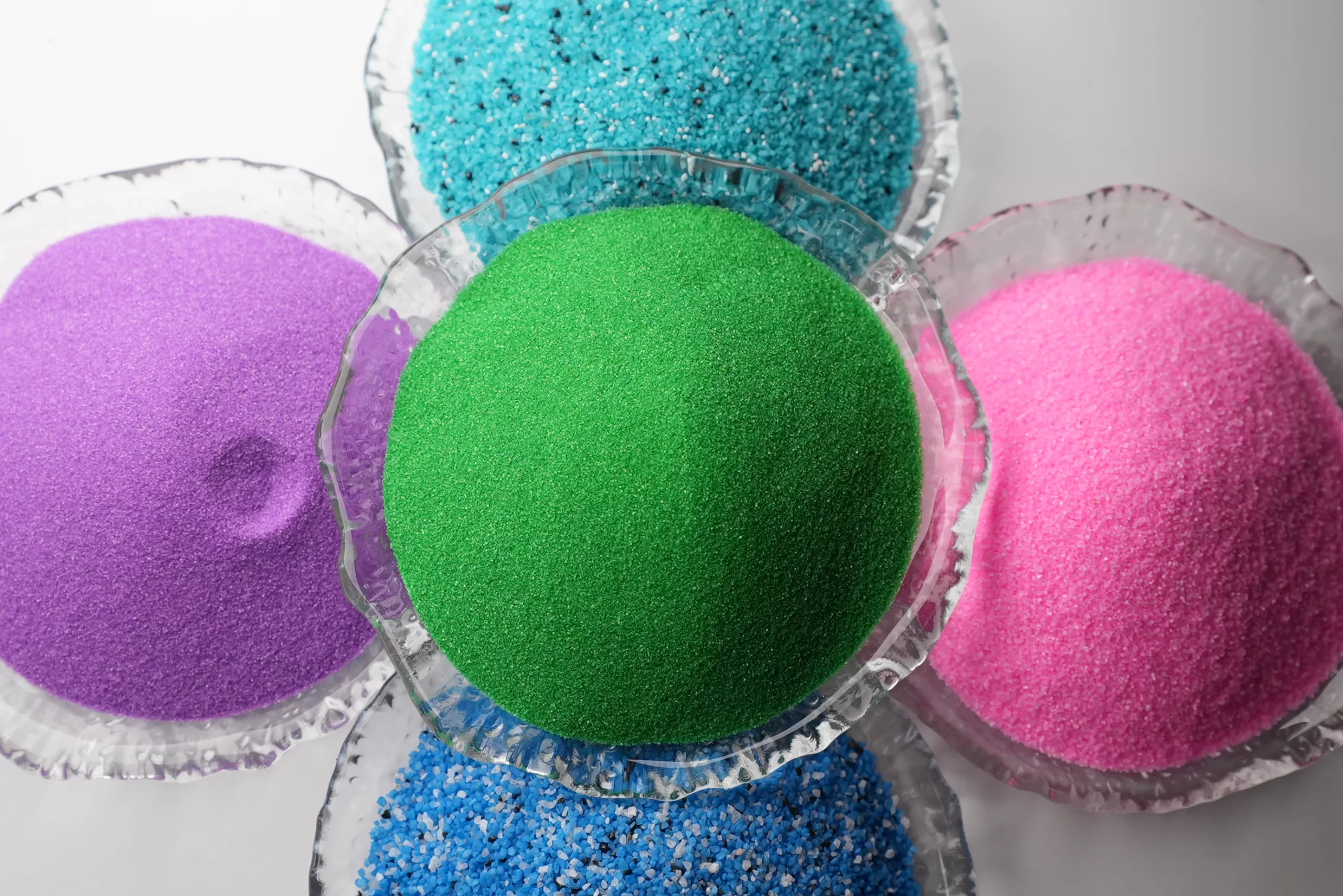 ทรายแก้ว ผลิตภัณฑ์กรวดและกรวดสำหรับการก่อสร้างและภูมิทัศน์